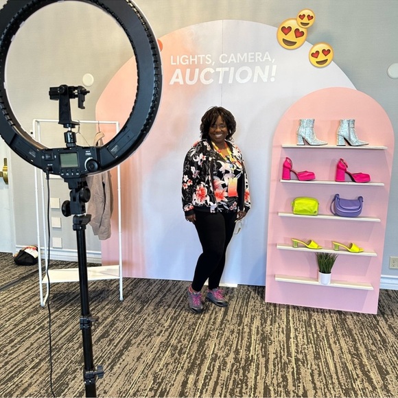 BEVMUR1985 LIVE SHOW at 5:08PM EST  on SATURDAYS “SATURDAY’S SATCHELS” - Picture 5 of 15